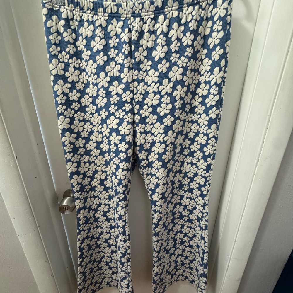 American Eagle Outfitters Flora Blue and Cream Leggings